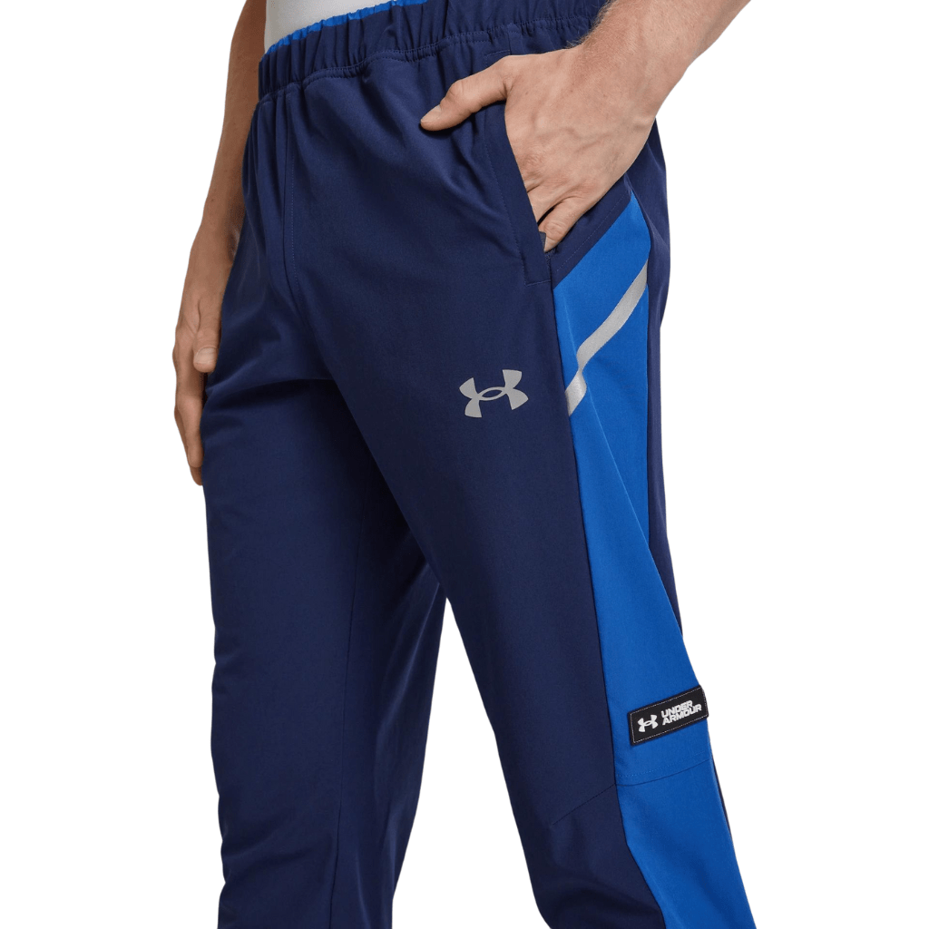 Under Armour Core+ Woven Pant MenAlive & Dirty 